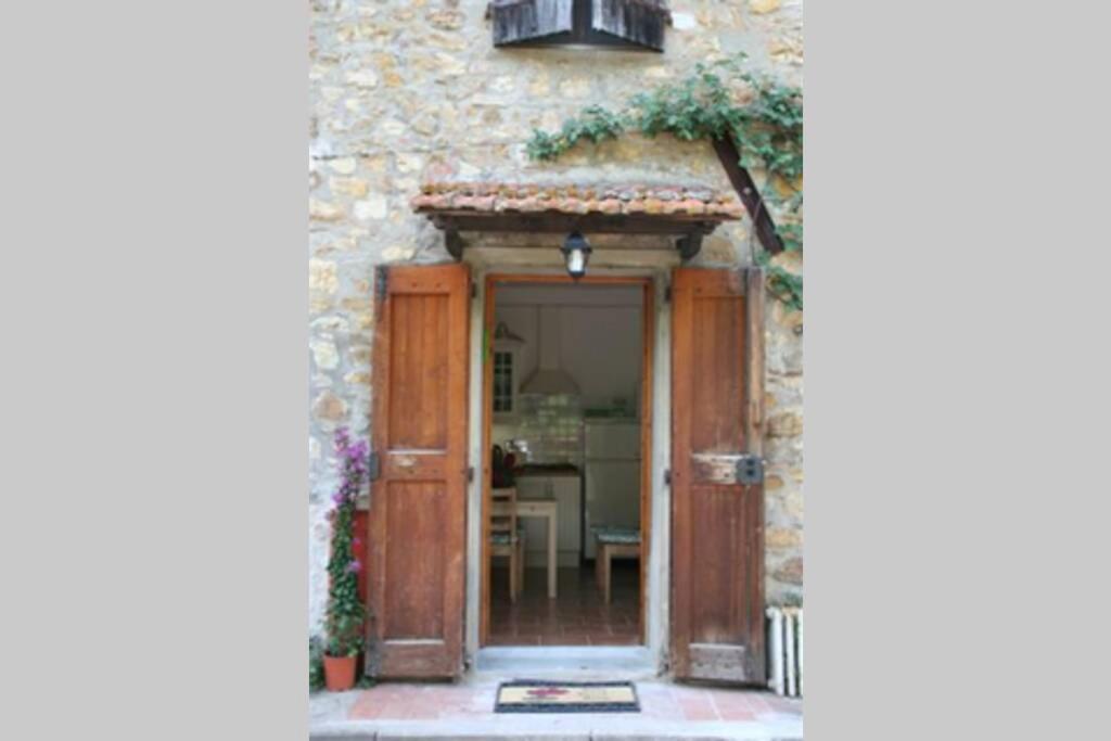 Casa La Torre Un Castello Alle Porte Di Firenze Exteriör bild